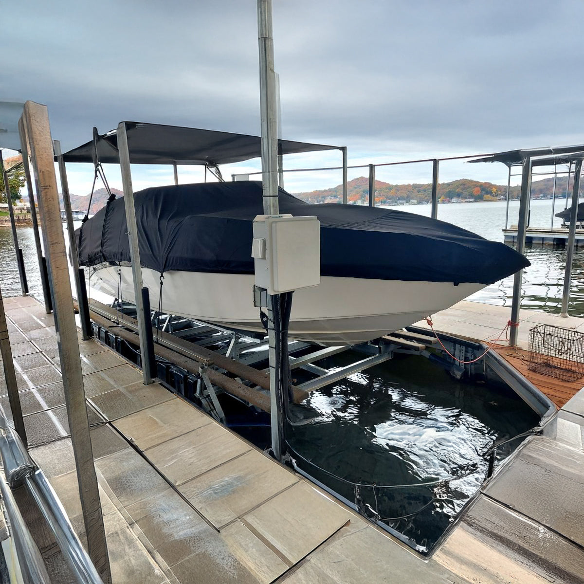 AC Bluetooth/Wi-Fi Boat Lift Blower Motor Control Box: One Lift - Two Valve - Jet Dock