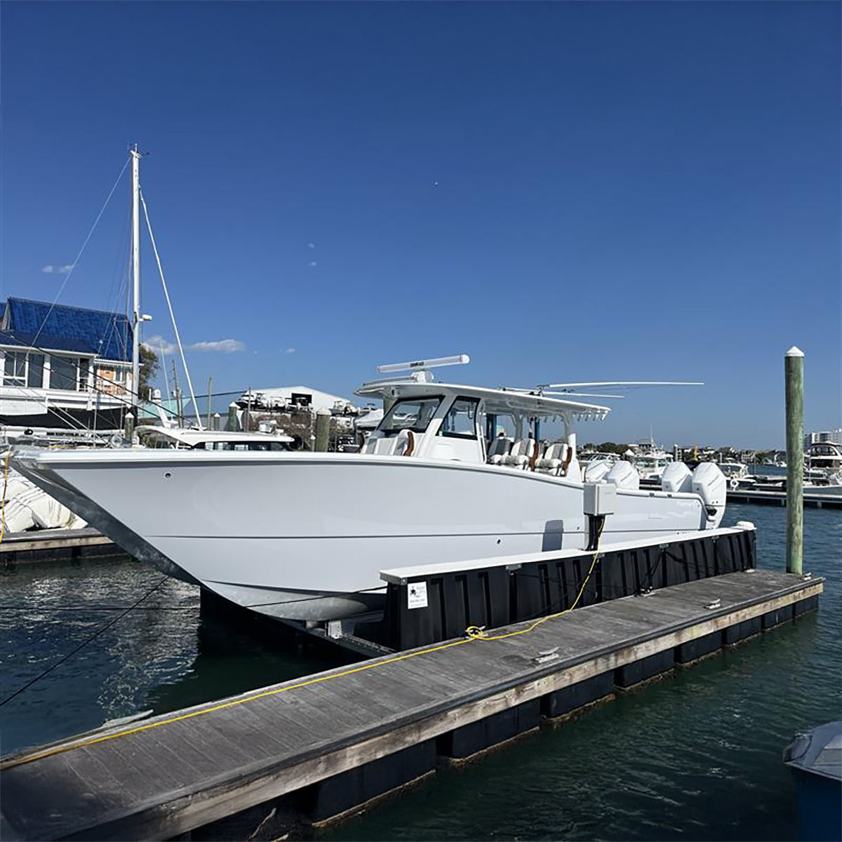 AC Bluetooth/Wi-Fi Boat Lift Blower Motor Control Box: One Lift - Two Motor - Six Valve - Free Floating