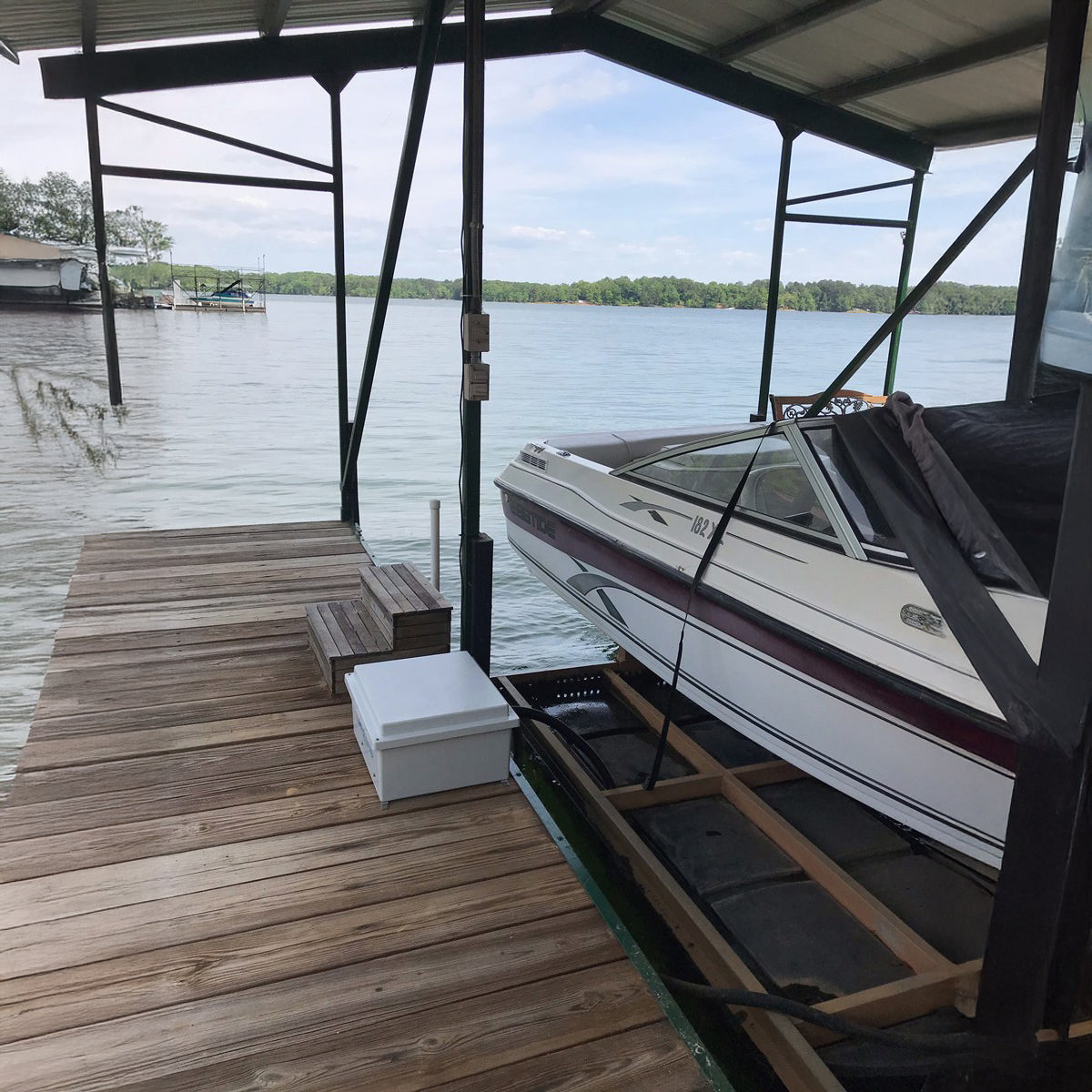 DC Boat Lift Blower Motor System fiberglass box