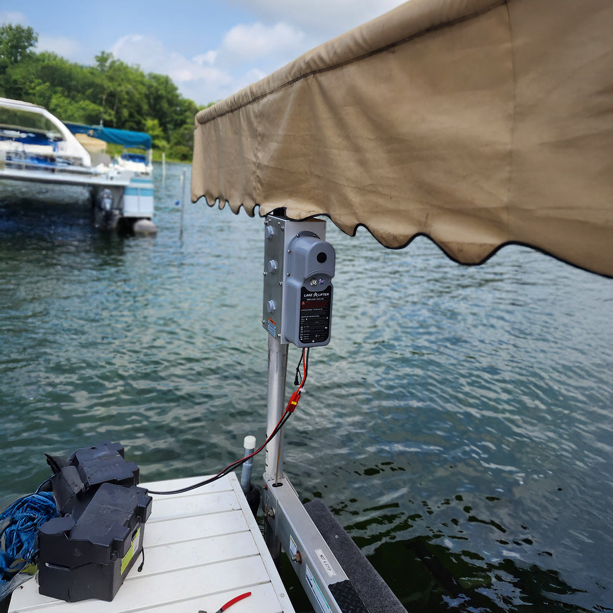 DC Integrated Boat Lift Wireless Direct Drive