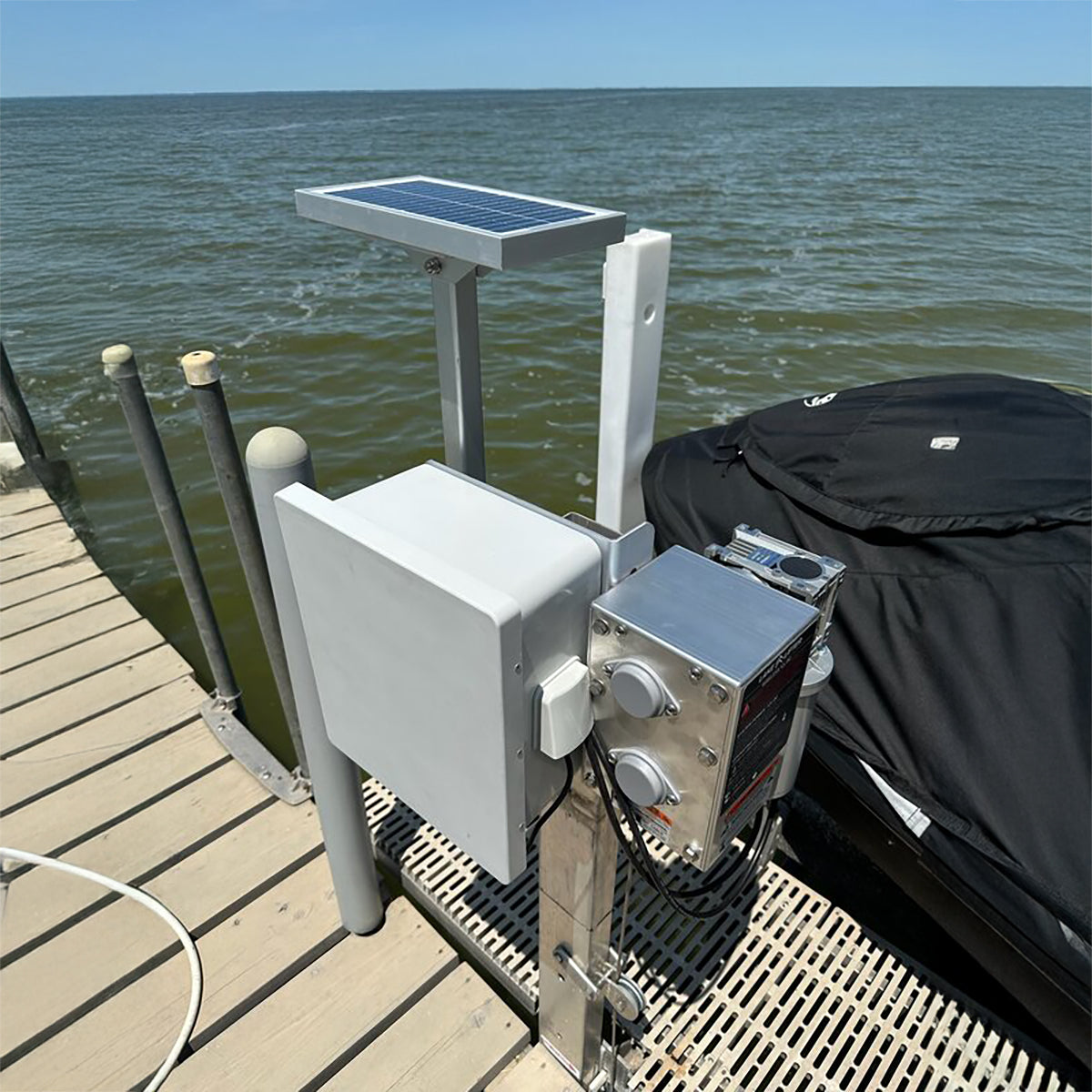 DC - Lake Lifter Direct Drive PWC Integrated Winch + Solar Charging Box Kit