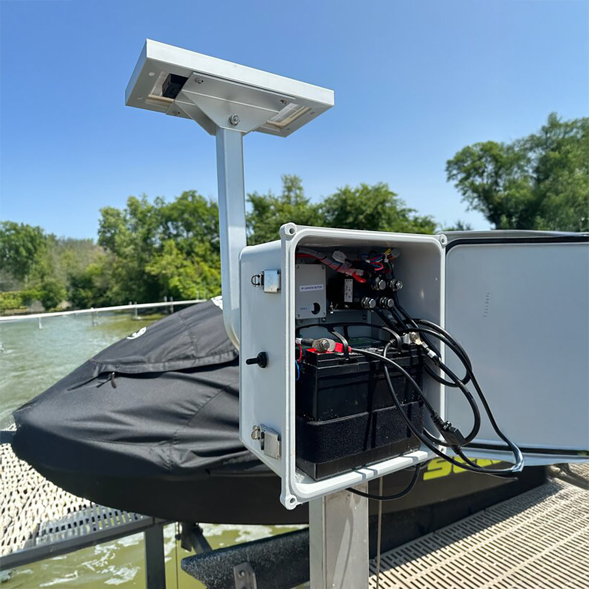 DC - Lake Lifter Direct Drive PWC Integrated Winch + Solar Charging Box Kit