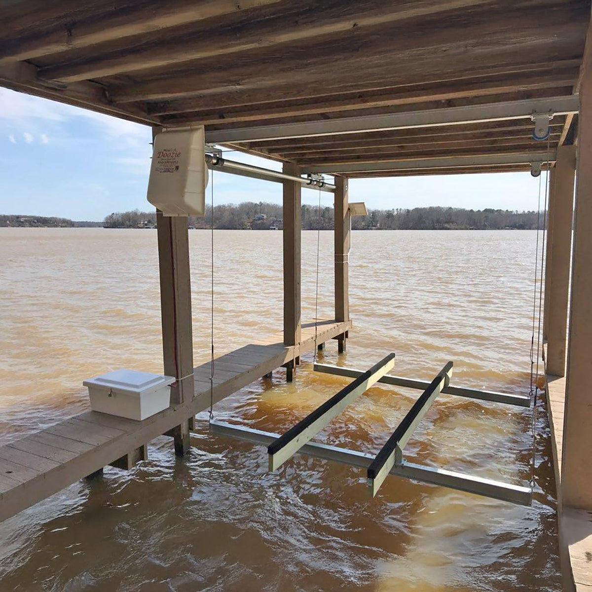 flat plate motor with epoxy motor attached to boat lift